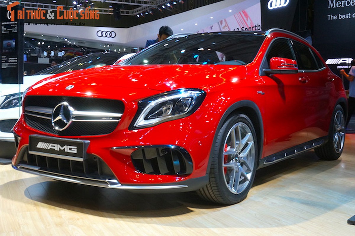Can canh Mercedes GLA 45 AMG gia 2,4 ty tai VN-Hinh-3